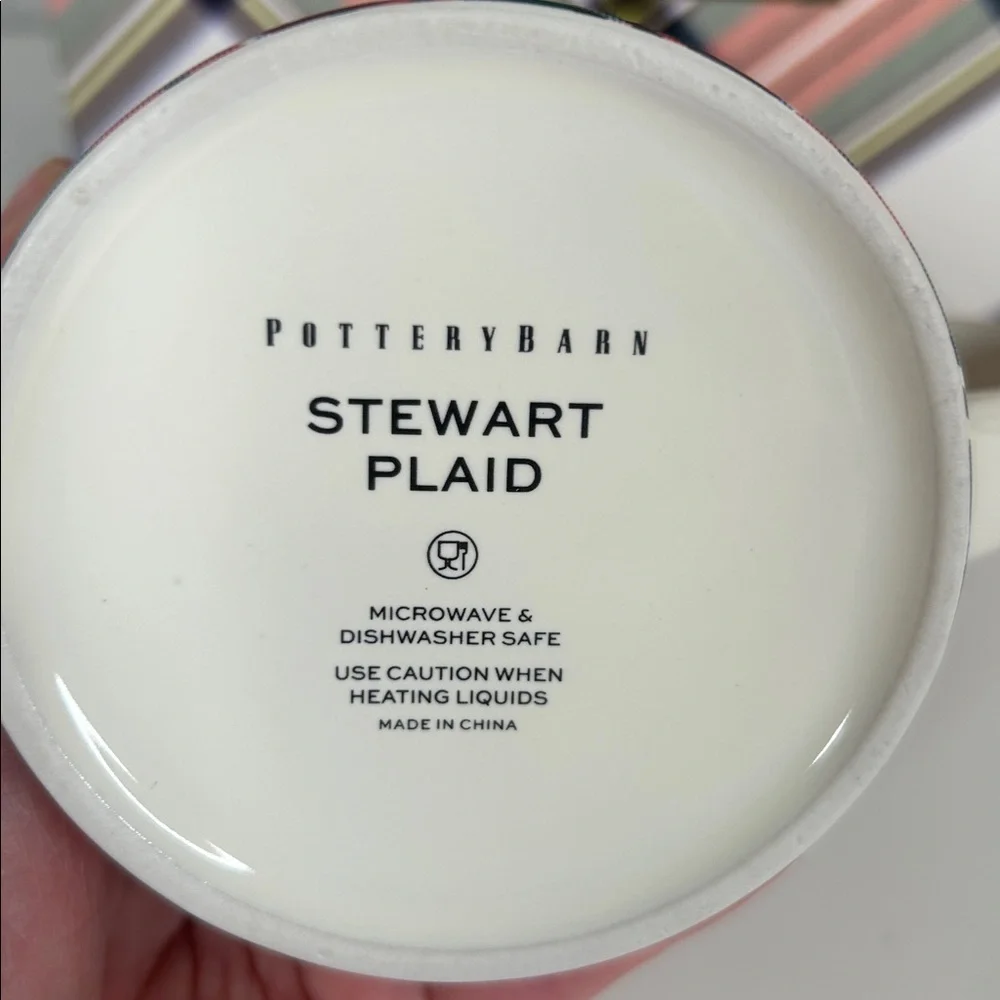 Pottery Barn Stewart‎ Plaid Set of 4 Coffee Tea Classic Festive Mugs New in Box!